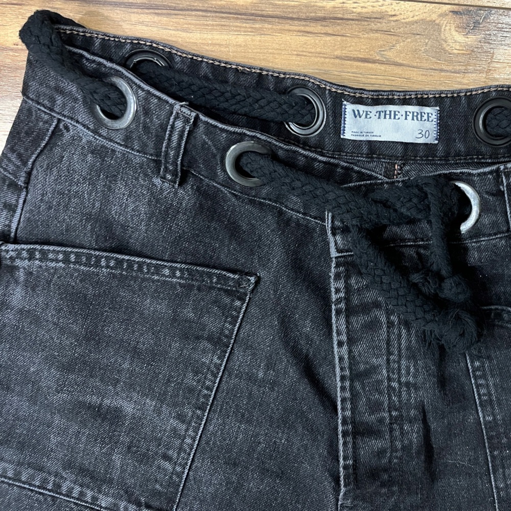 Free People Moxie Low Slung Pull On Barrel Jeans Nighthawk size 30 - Picture 8 of 14